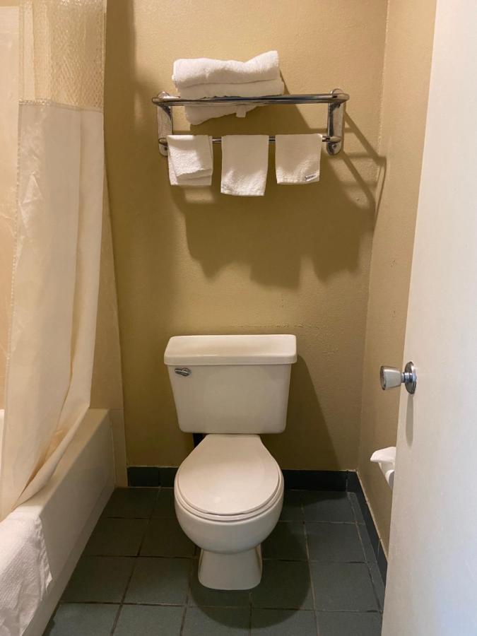 Americas Value 4* Meridian