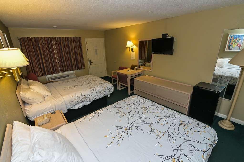 Americas Value Hotel